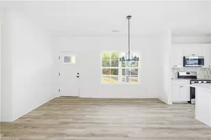 2116 Arbrook Ln, High Point, NC 27265 - Photo 2