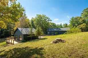1138 Lump Rd, Purlear, NC 28665 - Photo 38