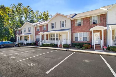 4431 Baylor Street, Greensboro, NC 27455 - Photo 2
