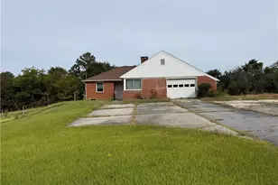 1660 W Lexington Ave, High Point, NC 27262 - Photo 2