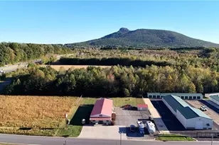 108 Lola Ln, Pilot Mountain, NC 27041 - Photo 4