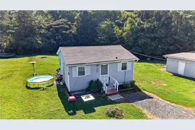 5889 Nc Highway 66, King, NC 27021 - Photo 10