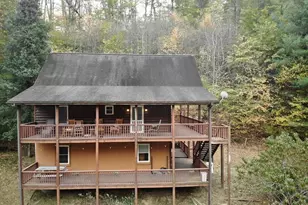 4271 Old Field Creek Rd, Grassy Creek, NC 28631 - Photo 4