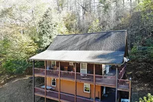4271 Old Field Creek Rd, Grassy Creek, NC 28631 - Photo 2