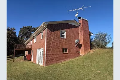 479 Governor Stokes Road, Wilkesboro, NC 28697 - Photo 18