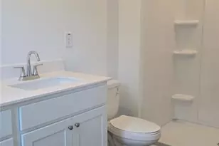 918 Pilot St, Haw River, NC 27258 - Photo 10