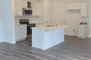 918 Pilot St, Haw River, NC 27258 - Photo 6