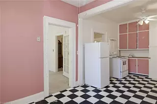811 E Lexington Ave, High Point, NC 27262 - Photo 10