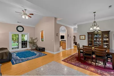 9137 County Line Road, Kernersville, NC 27284 - Photo 4