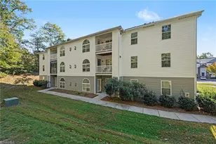 4305 Timberbrooke Dr, Greensboro, NC 27409 - Photo 26