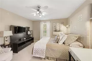 4305 Timberbrooke Dr, Greensboro, NC 27409 - Photo 20