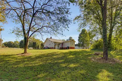 4736 White Rock Road, Winston-Salem, NC 27105 - Photo 24