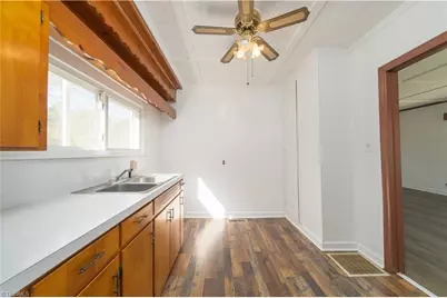 1015 Booth Street, Walnut Cove, NC 27052 - Photo 14
