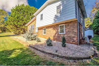 122 Old Childress Avenue, Mount Airy, NC 27030 - Photo 4
