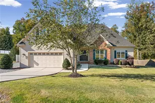147 Richard Byerly Rd, High Point, NC 27262 - Photo 2