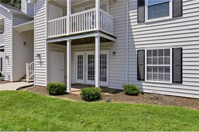 7149 W Friendly Avenue #D, Greensboro, NC 27410 - Photo 4