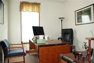 216 S Swing Rd, Greensboro, NC 27409 - Photo 10