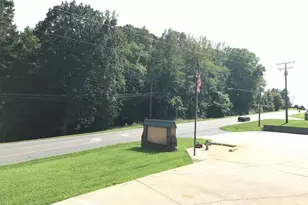 18 8 Ac Key St, Pilot Mountain, NC 27041 - Photo 12