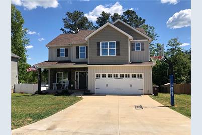 6646 Bellawood Drive - Photo 1