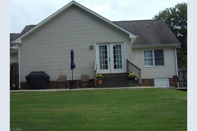 105 Saddlebred Loop, Stokesdale, NC 27357 - Photo 4