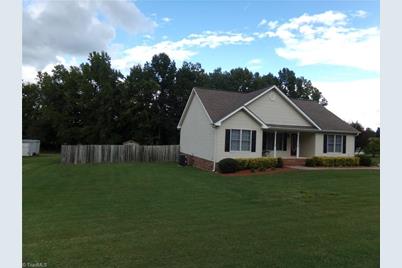 105 Saddlebred Loop, Stokesdale, NC 27357 - Photo 2