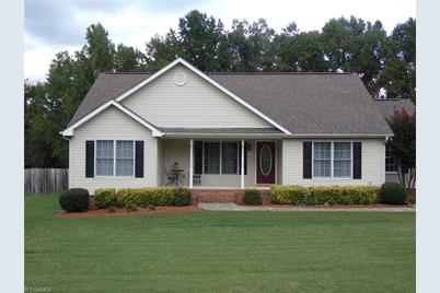 105 Saddlebred Loop, Stokesdale, NC 27357 - Photo 1