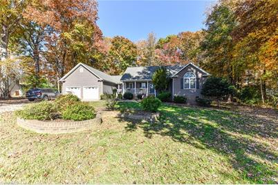 283 Cecylia Court - Photo 1