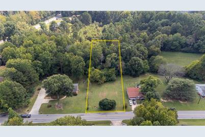 723 W Holly Hill Road - Photo 1