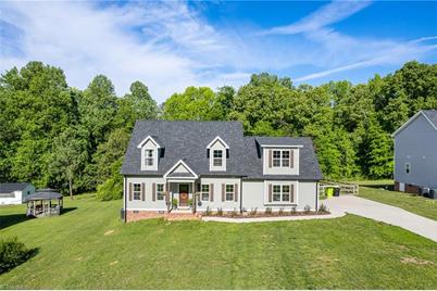 288 Black Farm Road, Thomasville, NC 27360 - Photo 1