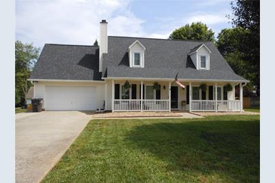 3965 Glenn Knoll Lane, Winston Salem, NC 27107 - Photo 1