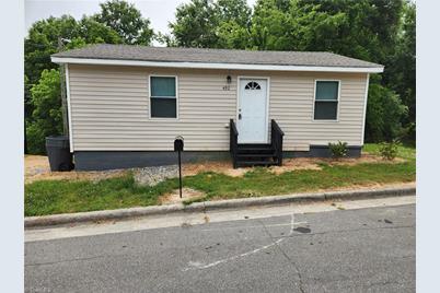 492 N Washington Avenue, Reidsville, NC 27320 - Photo 1