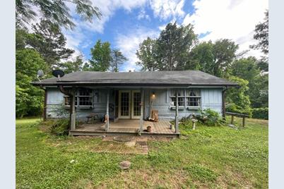 2368 Nc Highway 65 E, Walnut Cove, NC 27052 - Photo 1