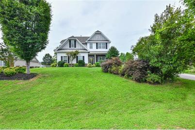 3157 Knoll Ridge Drive, Walkertown, NC 27051 - Photo 1