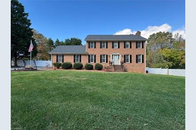 707 Guilford Road, Jamestown, NC 27282 - Photo 1