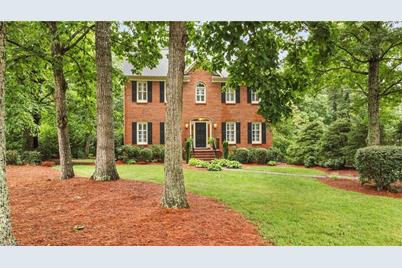 5473 Heritage Oaks Lane, Winston-Salem, NC 27106 - Photo 1