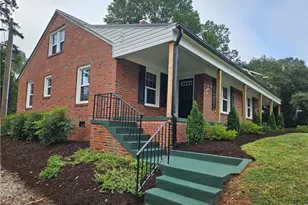 415 Ford St, Lexington, NC 27292 - Photo 1