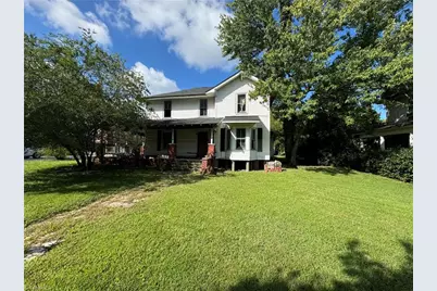 200 Salem Street, Thomasville, NC 27360 - Photo 1