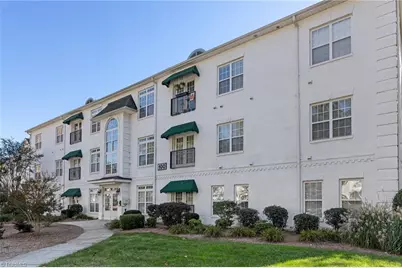 100 Sunset Circle #104, Greensboro, NC 27408 - Photo 1