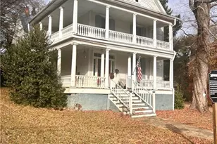 77 Broad St, Milton, NC 27305 - Photo 1