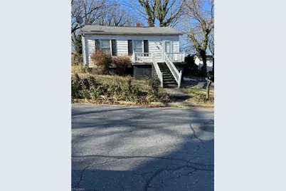 208 N Franklin Street, Reidsville, NC 27320 - Photo 1