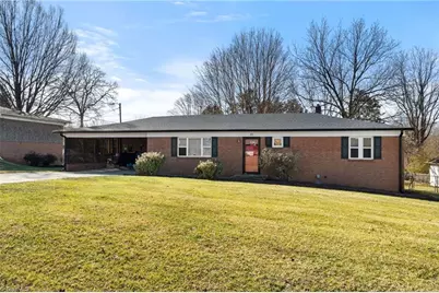 25 Lambeth Drive, Thomasville, NC 27360 - Photo 1