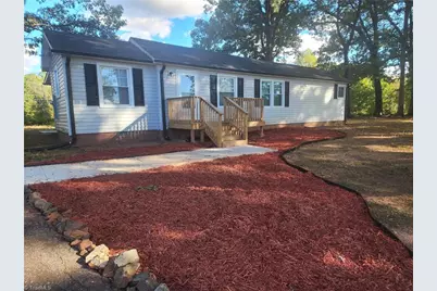 621 Summit Drive, Lexington, NC 27295 - Photo 1