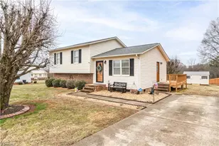 420 Ford St, Yadkinville, NC 27055 - Photo 1