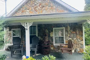 174 Fairview Dr, Mount Airy, NC 27030 - Photo 1