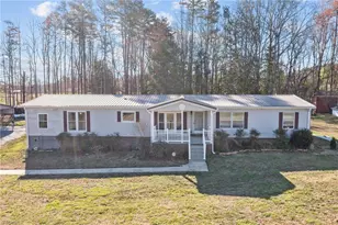 125 1 S Main St, Waco, NC 28169 - Photo 1