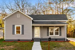 105 Moore St, Thomasville, NC 27360 - Photo 1