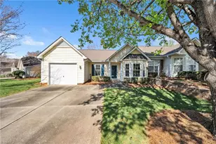 39 Mansfield Cir, Greensboro, NC 27455 - Photo 1