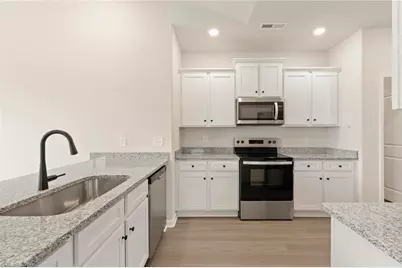 1060 Russell Drive, Winston-Salem, NC 27127 - Photo 1