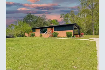 621 Nance Drive, Thomasville, NC 27360 - Photo 1