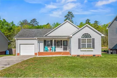 208 Santa Fe Circle, Thomasville, NC 27360 - Photo 1